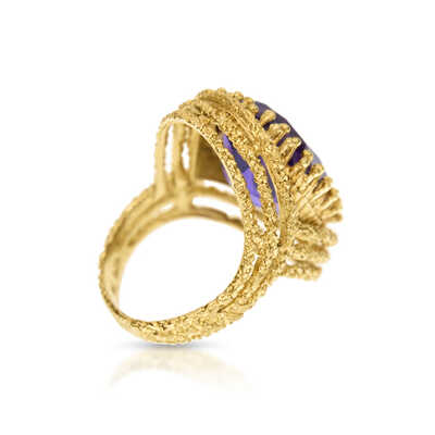 Yellow gold vintage ring 18 ct with amethyst