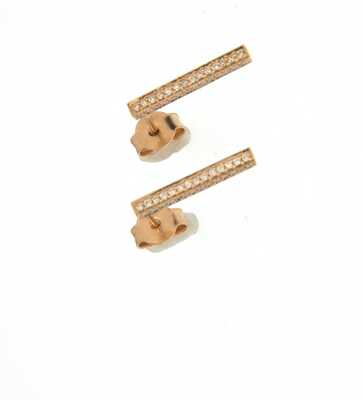 Pink gold rectangular earrings set with 84 diamonds